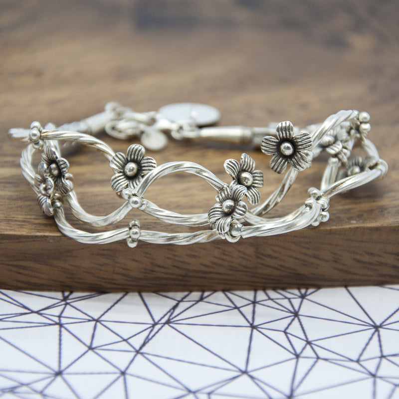 Fine Silver Forget Me Knot Bracelet by Really Cool Gifts Really Cool Gifts